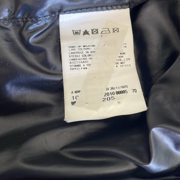 Gianfranco Ferre Down Jacket - Picture 8 of 9